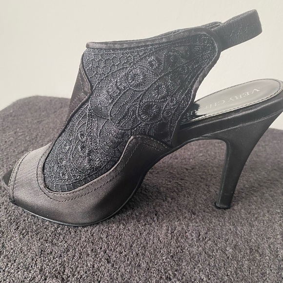Very Cherry Black Lace Constance 4” Heels - Picture 2 of 8